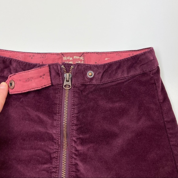 🐯2/$15🐯 ZARA Girls Zip Skirt in Burgundy Velvet - Picture 5 of 11